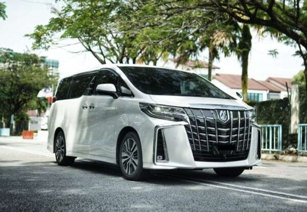 Rent-a-Alphard-SC-2.5-near-me-in-KL Toyota Alphard 2.5